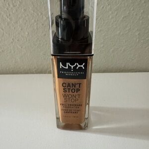 NYX Can't Stop Won't Stop Foundation - Warm Beige